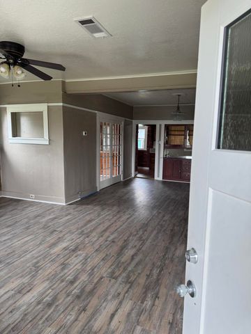 1121 Jepsen Avenue, Corcoran, CA 93212