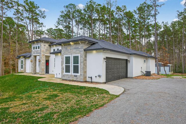 360 Dipping Vat Road, Huntsville, TX 77340