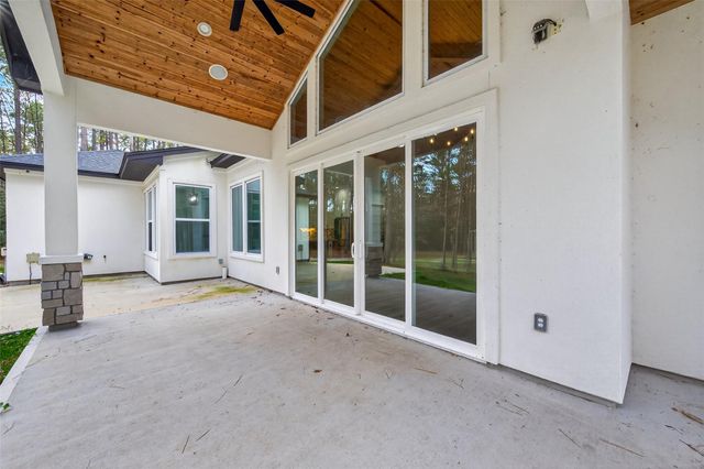 360 Dipping Vat Road, Huntsville, TX 77340