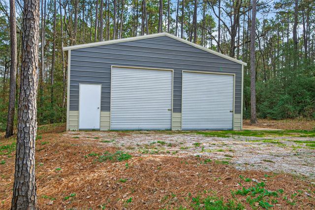 360 Dipping Vat Road, Huntsville, TX 77340