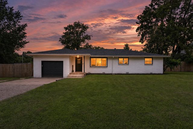 107 South Street, Rogersville, MO 65742