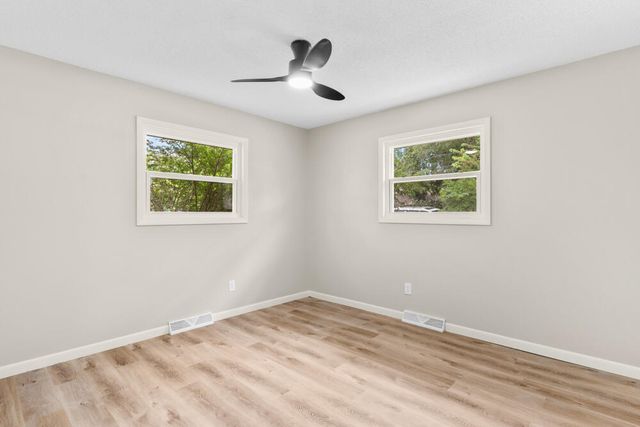 107 South Street, Rogersville, MO 65742