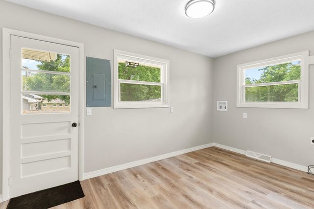 107 South Street, Rogersville, MO 65742