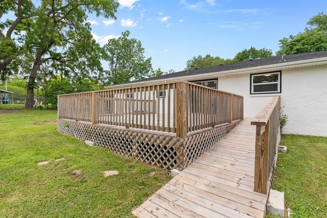 107 South Street, Rogersville, MO 65742