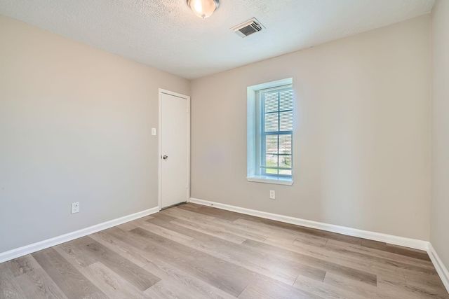 2801 Custer Drive, League City, TX 77573