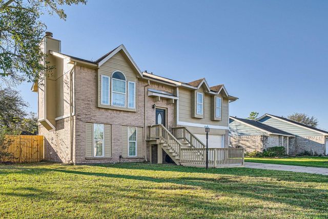 2801 Custer Drive, League City, TX 77573