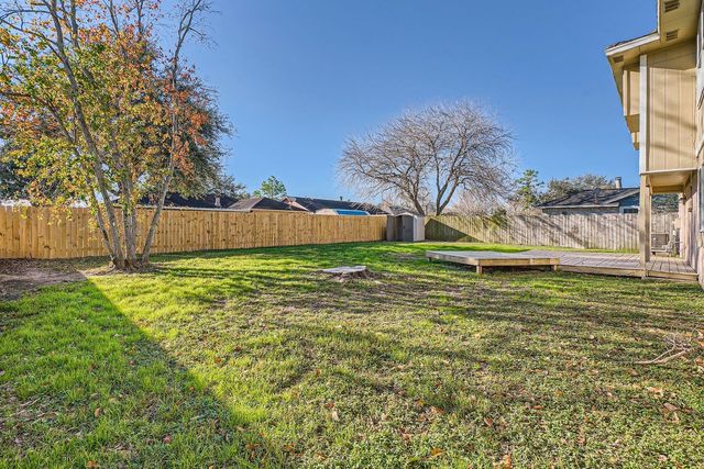 2801 Custer Drive, League City, TX 77573