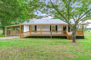 821 Vz County Road 1118, Grand Saline, TX 75140