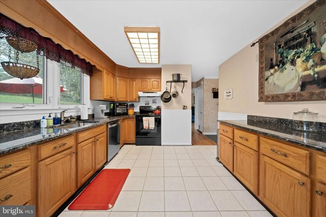 15 COVERED BRIDGE LN, Newark, DE 19711