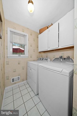 15 COVERED BRIDGE LN, Newark, DE 19711