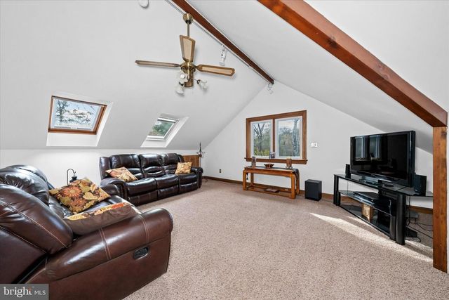 15 COVERED BRIDGE LN, Newark, DE 19711