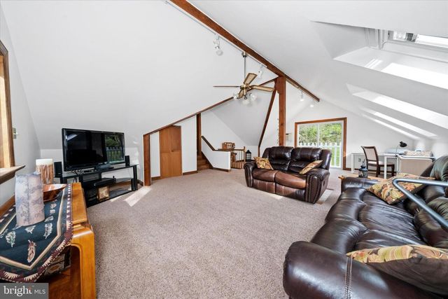 15 COVERED BRIDGE LN, Newark, DE 19711