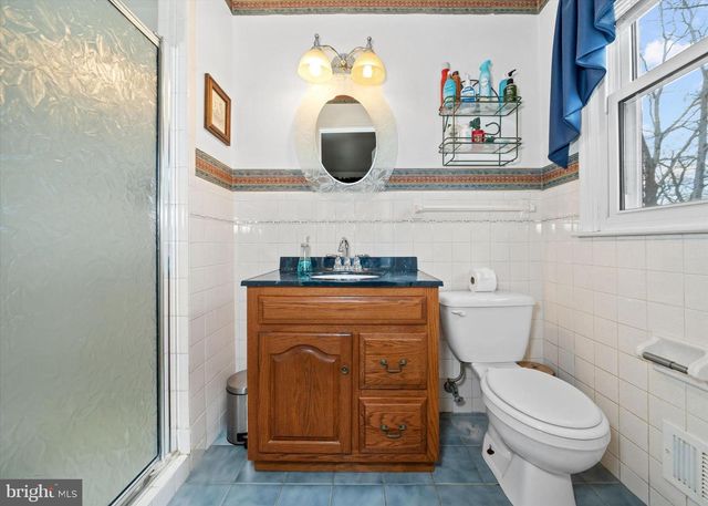 15 COVERED BRIDGE LN, Newark, DE 19711