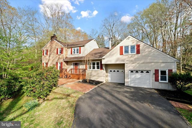 15 COVERED BRIDGE LN, Newark, DE 19711