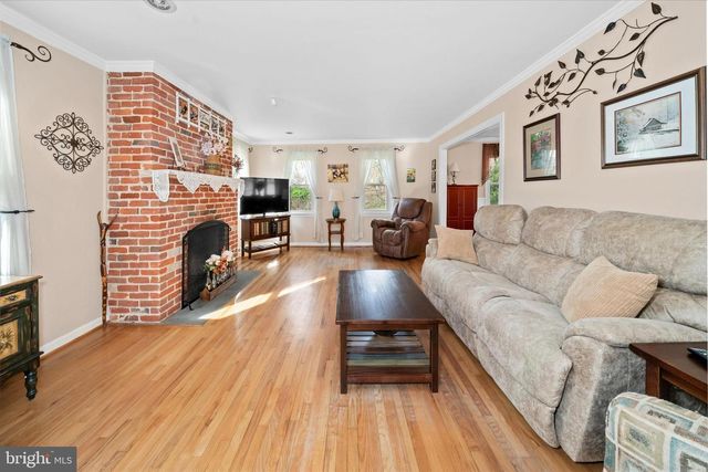 15 COVERED BRIDGE LN, Newark, DE 19711