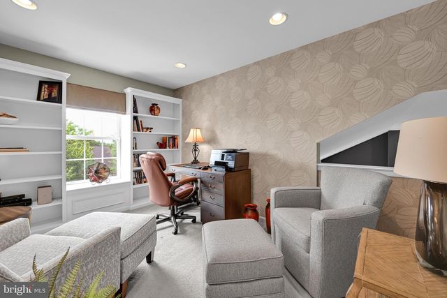 301 HOLLOW VW, Manheim, PA 17545