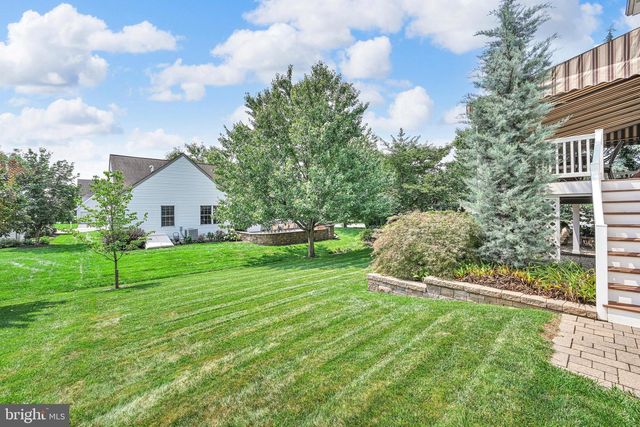 301 HOLLOW VW, Manheim, PA 17545