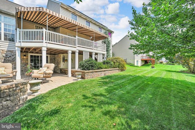 301 HOLLOW VW, Manheim, PA 17545