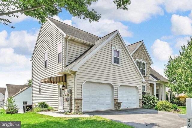 301 HOLLOW VW, Manheim, PA 17545