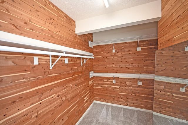 2560 Coveyrun Court, Cincinnati, OH 45230