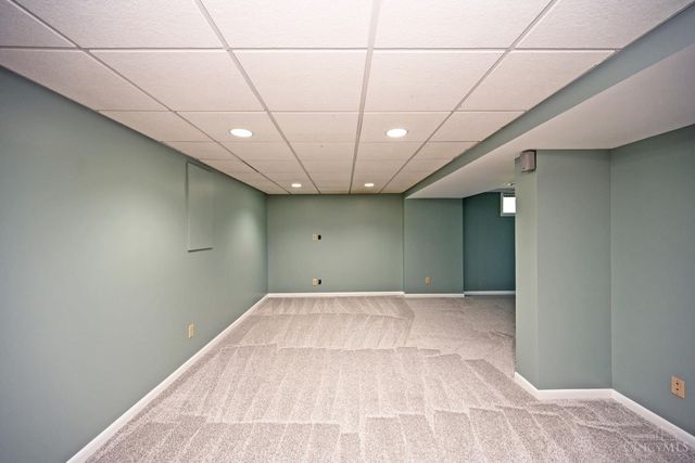 2560 Coveyrun Court, Cincinnati, OH 45230