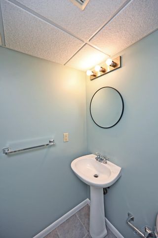 2560 Coveyrun Court, Cincinnati, OH 45230