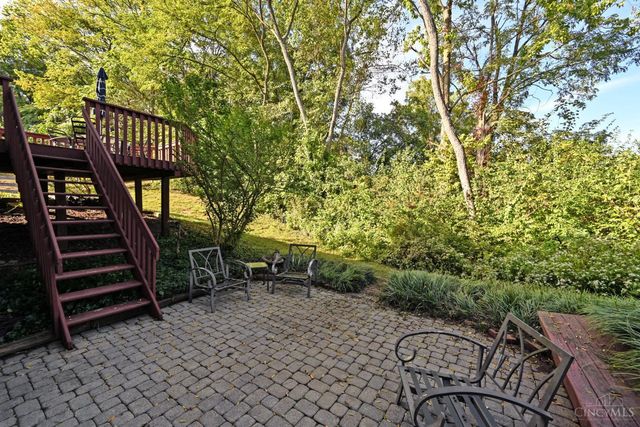 2560 Coveyrun Court, Cincinnati, OH 45230