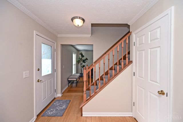 2560 Coveyrun Court, Cincinnati, OH 45230