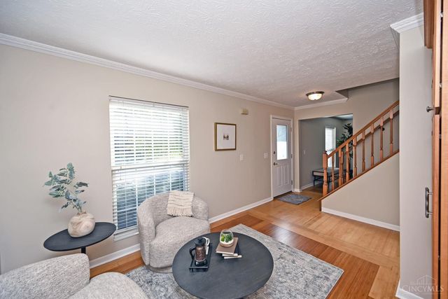 2560 Coveyrun Court, Cincinnati, OH 45230