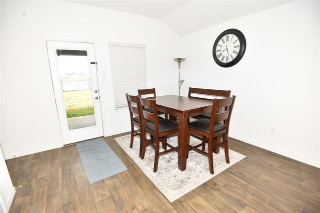 16684 Lonely Pines Drive, Conroe, TX 77302