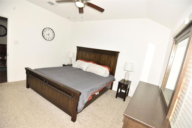 16684 Lonely Pines Drive, Conroe, TX 77302