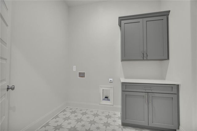 7054 Hammock Trail, Gainesville, GA 30506