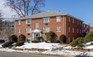 186 Lexington St 3, Watertown, MA 02472