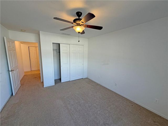 823 Devon Drive, Lee's Summit, MO 64064