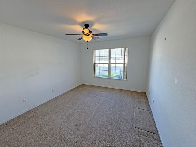 823 Devon Drive, Lee's Summit, MO 64064