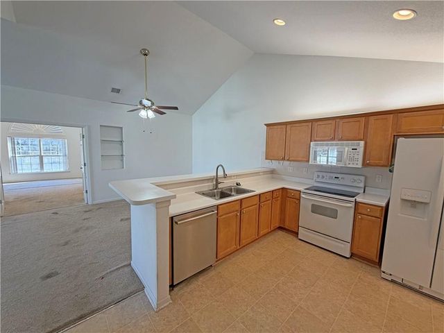 823 Devon Drive, Lee's Summit, MO 64064