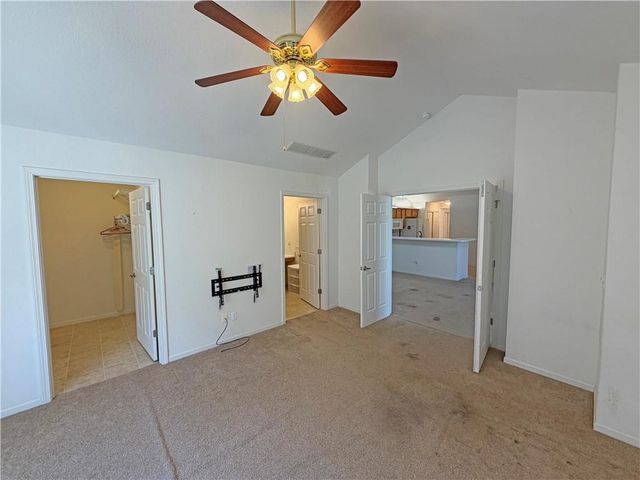 823 Devon Drive, Lee's Summit, MO 64064