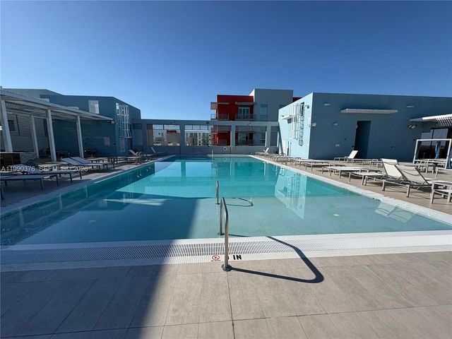 7661 NW 107th Ave 706, Doral, FL 33178