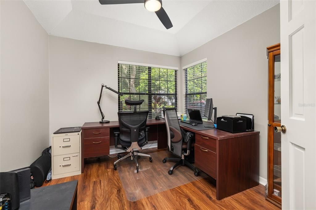 Image 11 of property listing at 2259 DOULTON DRIVE, Orlando, FL 32812