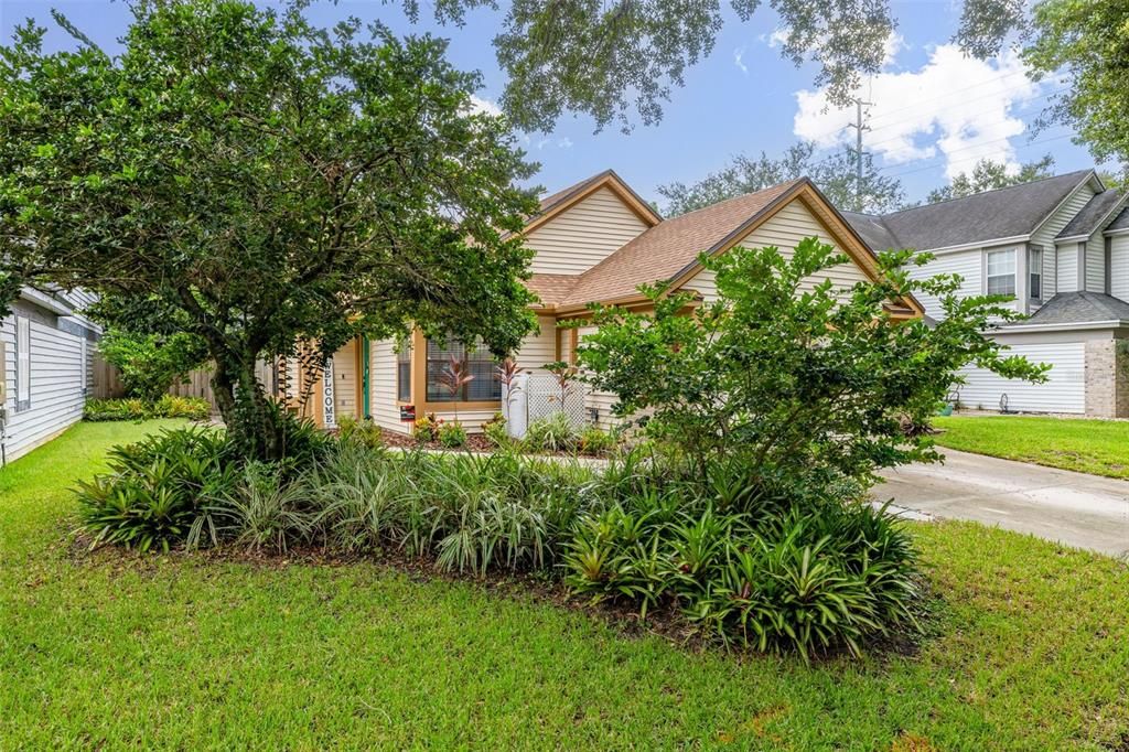 Image 4 of property listing at 2259 DOULTON DRIVE, Orlando, FL 32812