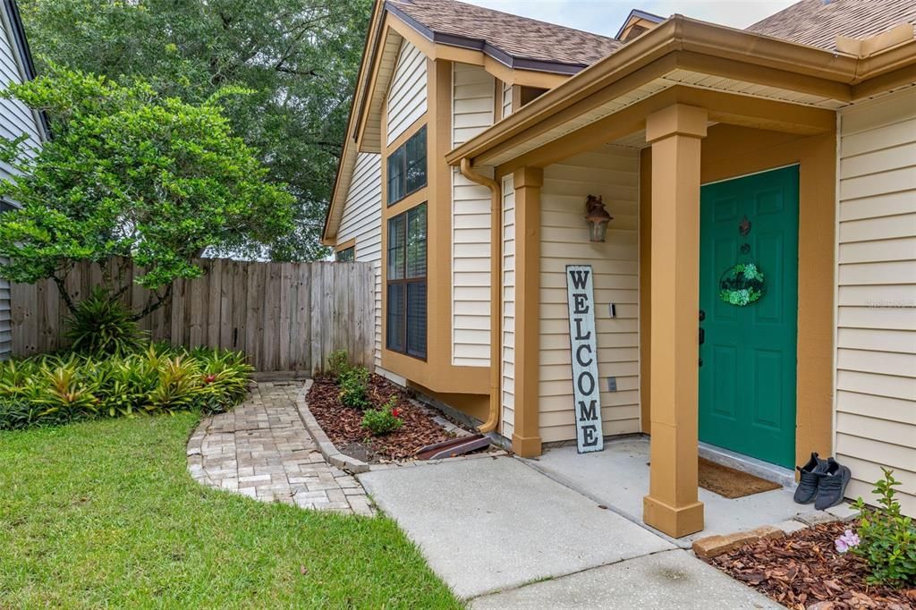 Image 8 of property listing at 2259 DOULTON DRIVE, Orlando, FL 32812
