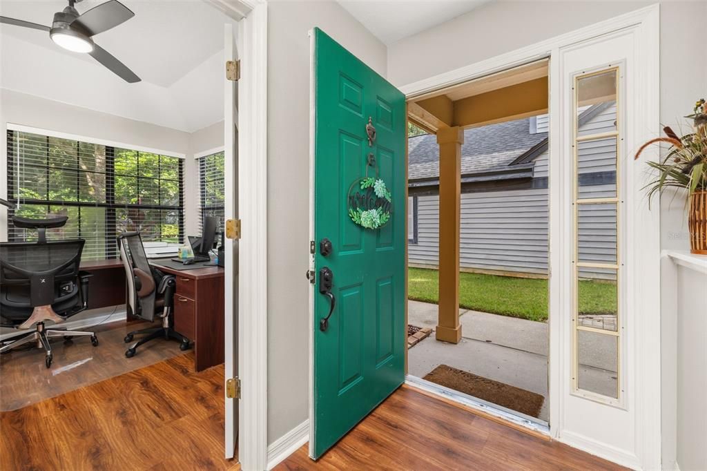 Image 9 of property listing at 2259 DOULTON DRIVE, Orlando, FL 32812