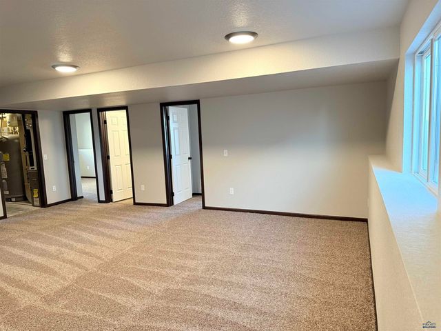 3752 HARALSON LN, Rapid City, SD 57703