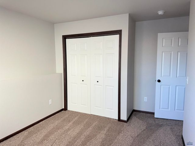 3752 HARALSON LN, Rapid City, SD 57703