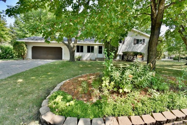 801 Maywood Drive, Saint Cloud, MN 56303