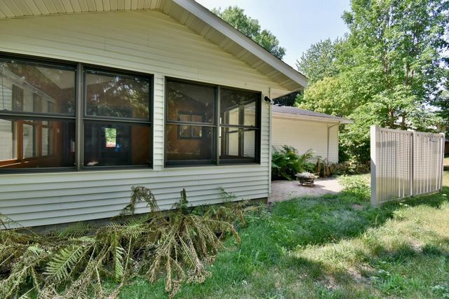 801 Maywood Drive, Saint Cloud, MN 56303