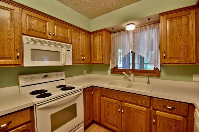 801 Maywood Drive, Saint Cloud, MN 56303
