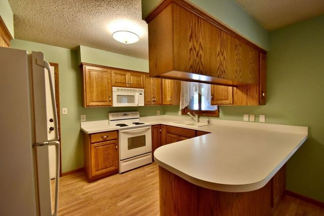 801 Maywood Drive, Saint Cloud, MN 56303