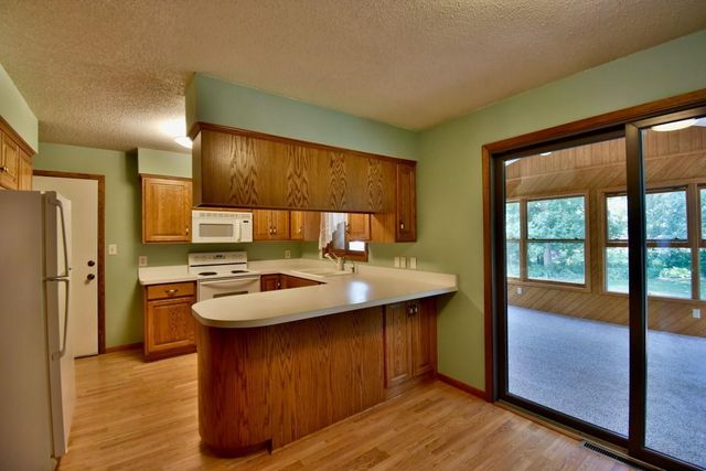 801 Maywood Drive, Saint Cloud, MN 56303