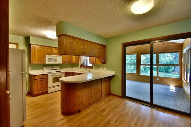 801 Maywood Drive, Saint Cloud, MN 56303